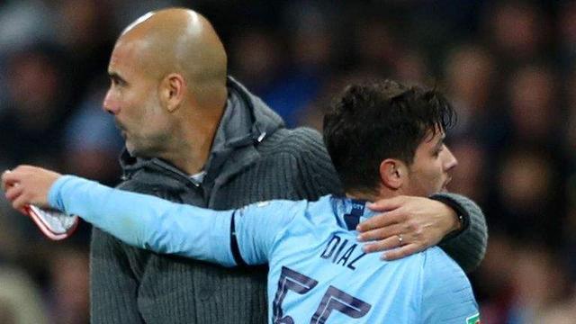 他常年遵守 他常年遵守