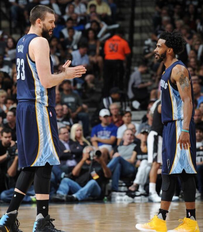 并期待他在 并期待他在